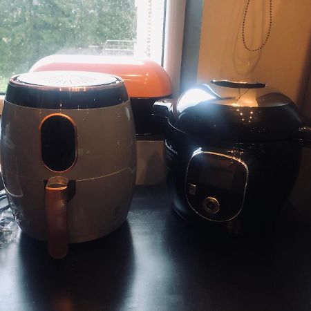 Apartamento Loft D Isa Avec Wifi Netflix Gesves Exterior foto