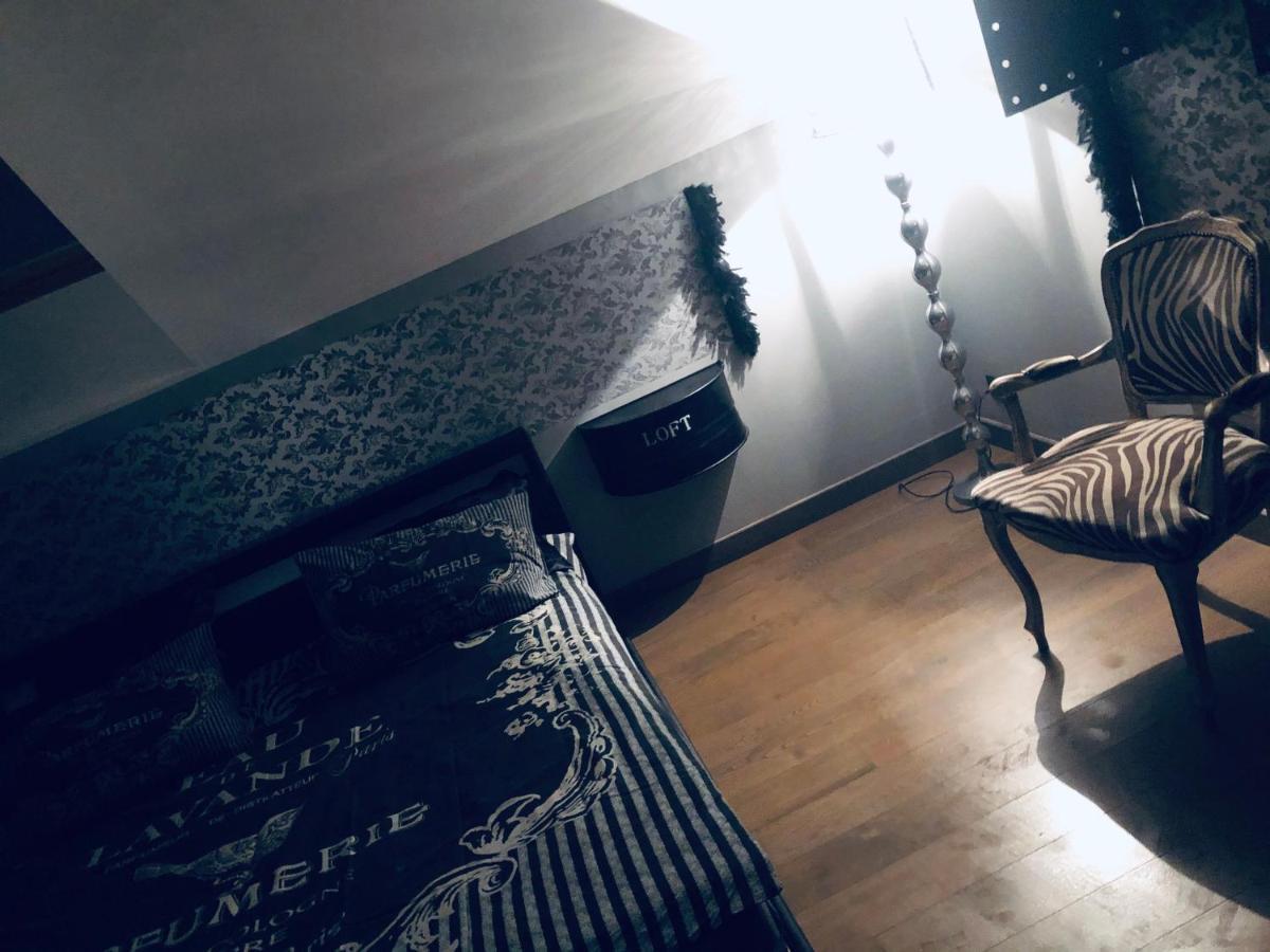 Apartamento Loft D Isa Avec Wifi Netflix Gesves Exterior foto
