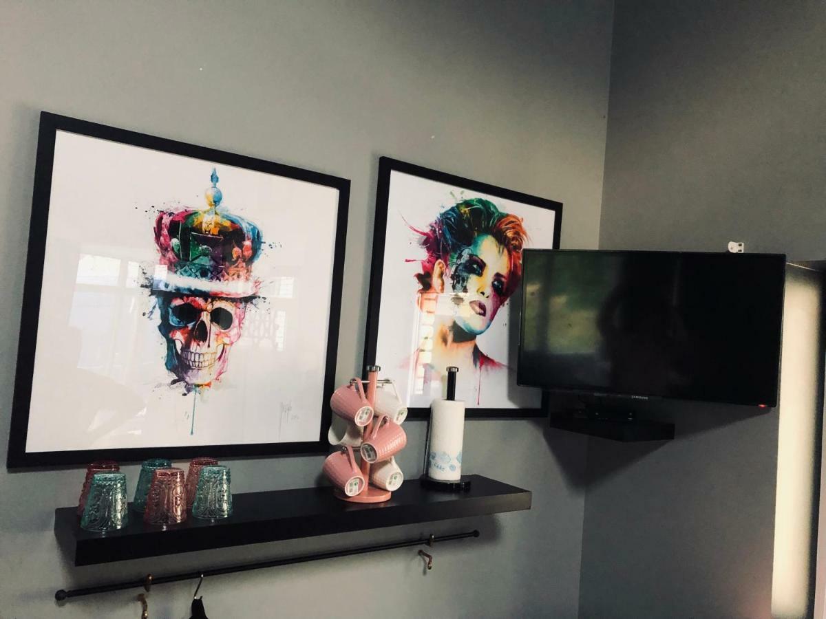 Apartamento Loft D Isa Avec Wifi Netflix Gesves Exterior foto