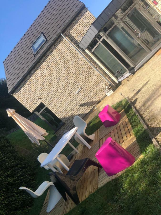 Apartamento Loft D Isa Avec Wifi Netflix Gesves Exterior foto